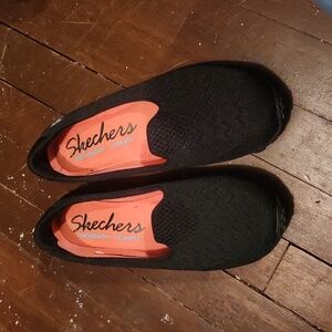 Sketchers Memory Foam slip ons